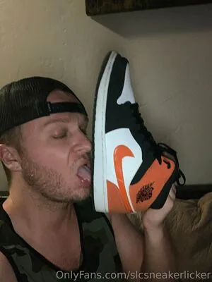 Slcsneakerlicker OnlyFans Leaked Free Thumbnail Picture - #HkhdAu9cVv