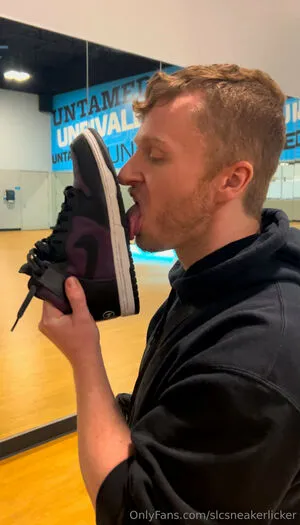 Slcsneakerlicker OnlyFans Leaked Free Thumbnail Picture - #qxKKESR5Ay