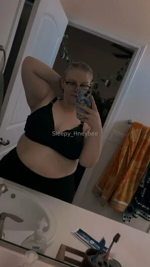 Sleepy Hneybee OnlyFans Leaked Free Thumbnail Picture - #1fMd8wz5qh