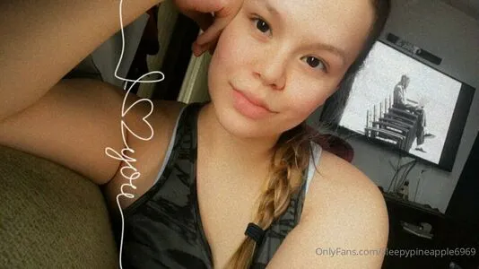 Sleepypineapple6969 OnlyFans Leaked Free Thumbnail Picture - #6vpghUv3Rk
