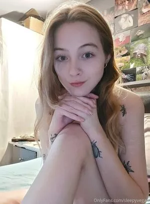 sleepyvegan OnlyFans Leaked Free Thumbnail Picture - #NHOHJ11Wre