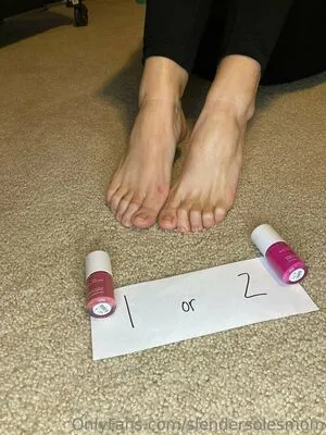 Slendersolesmom OnlyFans Leaked Free Thumbnail Picture - #OXxZgmAfa2