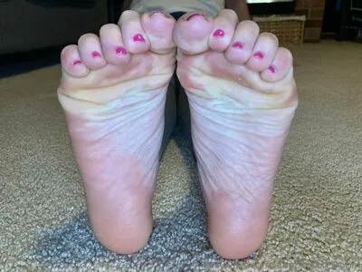 Slendersolesmom OnlyFans Leaked Free Thumbnail Picture - #gz27CNedPi