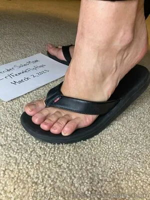 Slendersolesmom OnlyFans Leaked Free Thumbnail Picture - #tOHeWGLSTA