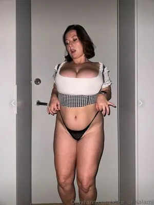 Slice Of Salami OnlyFans Leaked Free Thumbnail Picture - #iKzhFppM4C