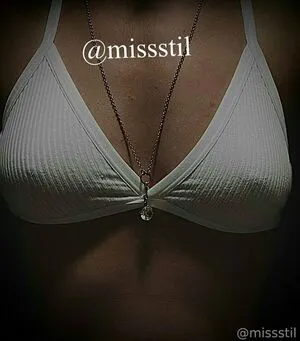 Slimboygrfree OnlyFans Leaked Free Thumbnail Picture - #gJz4vchsmA