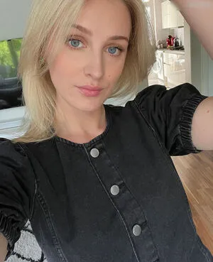 Slimladysashka OnlyFans Leaked Free Thumbnail Picture - #AziqUvIYxg