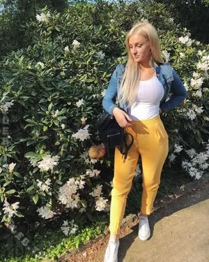 Slimladysashka OnlyFans Leaked Free Thumbnail Picture - #SJ0v27WAZG