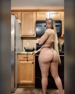 Slimthickfit OnlyFans Leaked Free Thumbnail Picture - #ImnTN3TZw4
