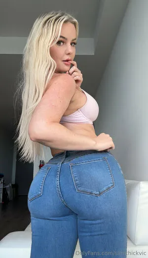 Slimthickvic OnlyFans Leaked Free Thumbnail Picture - #HJ9JhsJnqi