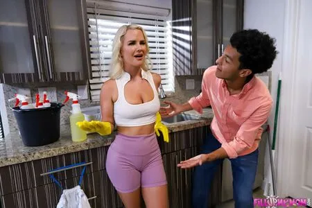 Slimthickvic OnlyFans Leaked Free Thumbnail Picture - #NtfN96fNRj