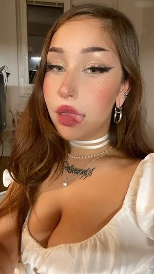 Sloppyxprincesss OnlyFans Leaked Free Thumbnail Picture - #Uav0jByy90