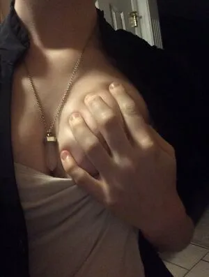 Slut4werewolves OnlyFans Leaked Free Thumbnail Picture - #hy9zk6x2go