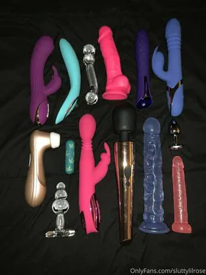 Sluttylilrose OnlyFans Leaked Free Thumbnail Picture - #s63cy8S9GP