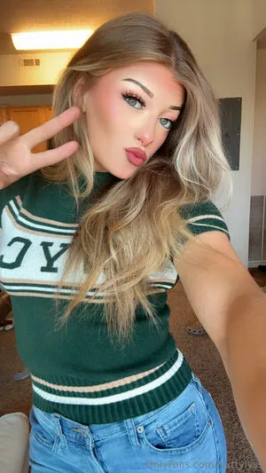 Slxttylyss OnlyFans Leaked Free Thumbnail Picture - #dyVvMSFP2J