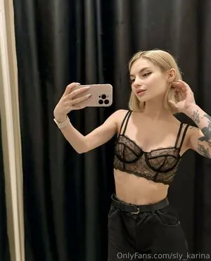 Sly Karina OnlyFans Leaked Free Thumbnail Picture - #ex57JRb5KI