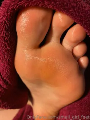 Small Girl Feet OnlyFans Leaked Free Thumbnail Picture - #7ZLhjRWEFG
