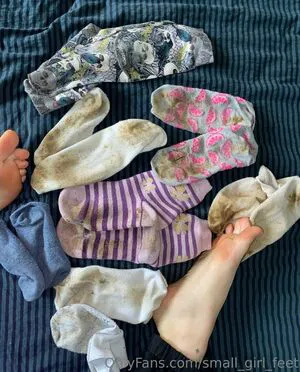 Small Girl Feet OnlyFans Leaked Free Thumbnail Picture - #IsMRVF8CCf