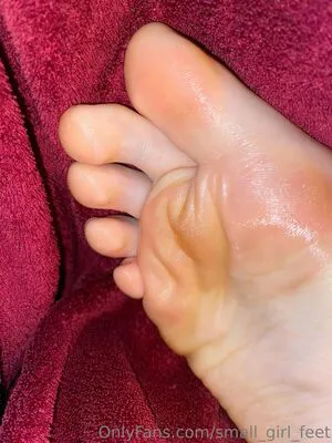Small Girl Feet OnlyFans Leaked Free Thumbnail Picture - #WvYqEtHWGa