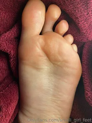 Small Girl Feet OnlyFans Leaked Free Thumbnail Picture - #ZsTPQiHHVR