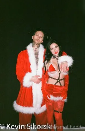 Small Hands OnlyFans Leaked Free Thumbnail Picture - #hBfYDAOgrw