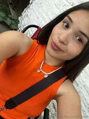Small Rose OnlyFans Leaked Free Thumbnail Picture - #7f3HPJM5L4