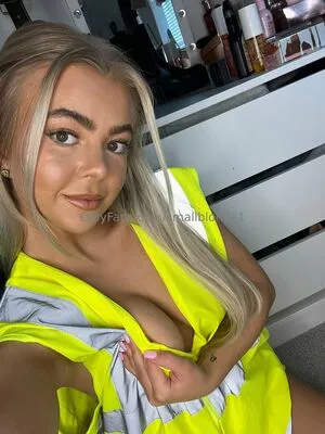 Smallblonde1 OnlyFans Leaked Free Thumbnail Picture - #hlJ2Ald2jC