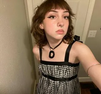 Smallwoundedfawn OnlyFans Leaked Free Thumbnail Picture - #NmDvkuileA