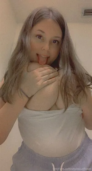 Smallxsunflower OnlyFans Leaked Free Thumbnail Picture - #46G4omnsQC