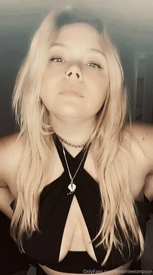 Smashleesimpson OnlyFans Leaked Free Thumbnail Picture - #d3mPPPt2px