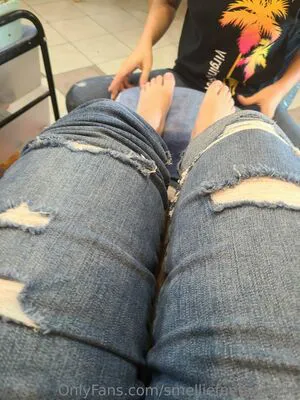 Smelliefeetsweetie OnlyFans Leaked Free Thumbnail Picture - #ACjMNxLIh5