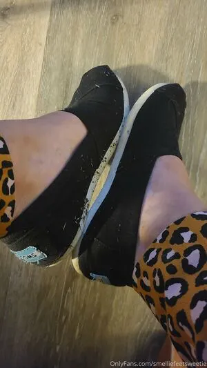 Smelliefeetsweetie OnlyFans Leaked Free Thumbnail Picture - #CbmFWBzhnp