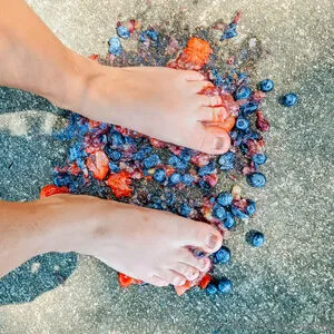 Smelliefeetsweetie OnlyFans Leaked Free Thumbnail Picture - #RVwwHuaKew