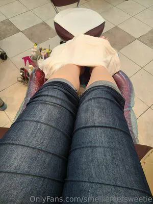 Smelliefeetsweetie OnlyFans Leaked Free Thumbnail Picture - #c7SOzBFRPl