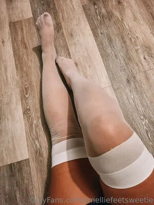 Smelliefeetsweetie OnlyFans Leaked Free Thumbnail Picture - #e2IJlisj8V