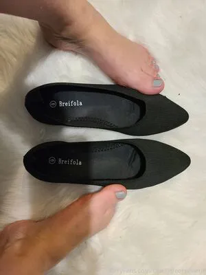 Smelliefeetsweetie OnlyFans Leaked Free Thumbnail Picture - #wJE21kr412