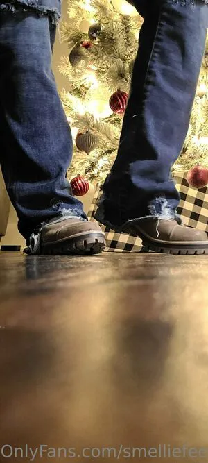 Smelliefeetsweetie OnlyFans Leaked Free Thumbnail Picture - #yAi6UM10t7