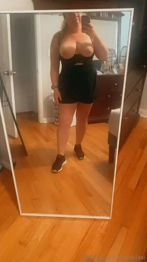 Smexlexi OnlyFans Leaked Free Thumbnail Picture - #0NO2jjkC5k