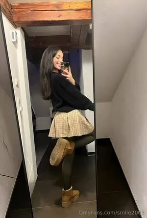 Smile2003 OnlyFans Leaked Free Thumbnail Picture - #d5Gru36d9h