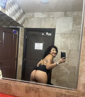 Smileeyraven OnlyFans Leaked Free Thumbnail Picture - #j8E5RFXXhL