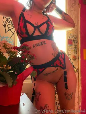 Smiles444 OnlyFans Leaked Free Thumbnail Picture - #6YeI2AJUXj