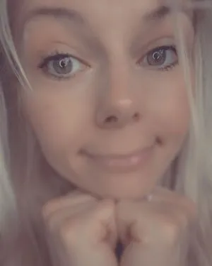 Smileydani OnlyFans Leaked Free Thumbnail Picture - #05MZ3nYwxk