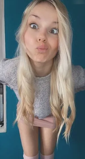 Smileydani OnlyFans Leaked Free Thumbnail Picture - #LE8KkPR4X3
