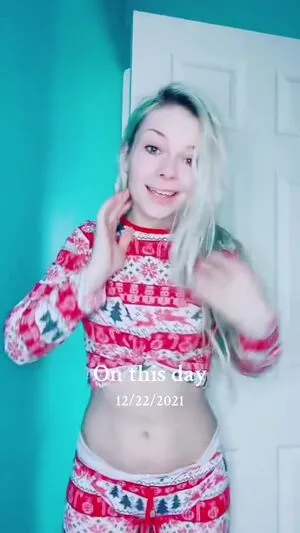 Smileydani158 OnlyFans Leaked Free Thumbnail Picture - #0gtVfasYu0