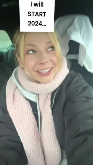 Smileydani158 OnlyFans Leaked Free Thumbnail Picture - #0zH1sVwdK9