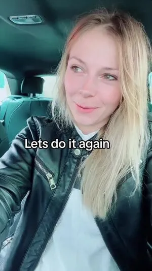 Smileydani158 OnlyFans Leaked Free Thumbnail Picture - #1ALpTlwp2w