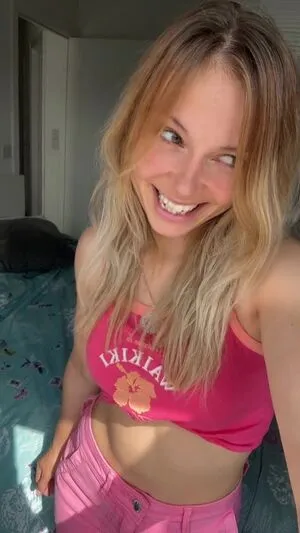 Smileydani158 OnlyFans Leaked Free Thumbnail Picture - #21bI7f4hYF