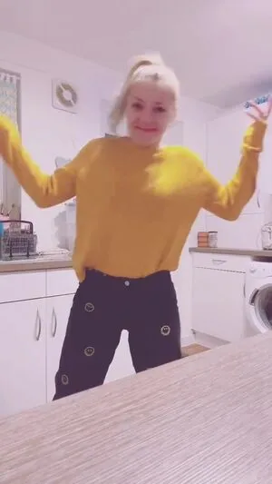 Smileydani158 OnlyFans Leaked Free Thumbnail Picture - #2G6IFfKm9F