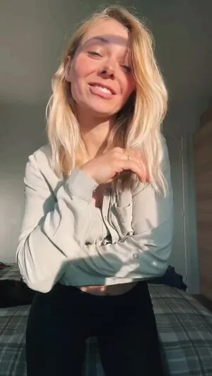 Smileydani158 OnlyFans Leaked Free Thumbnail Picture - #30JDmc0Df5