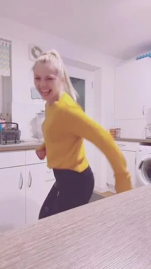 Smileydani158 OnlyFans Leaked Free Thumbnail Picture - #30gPzU75h4